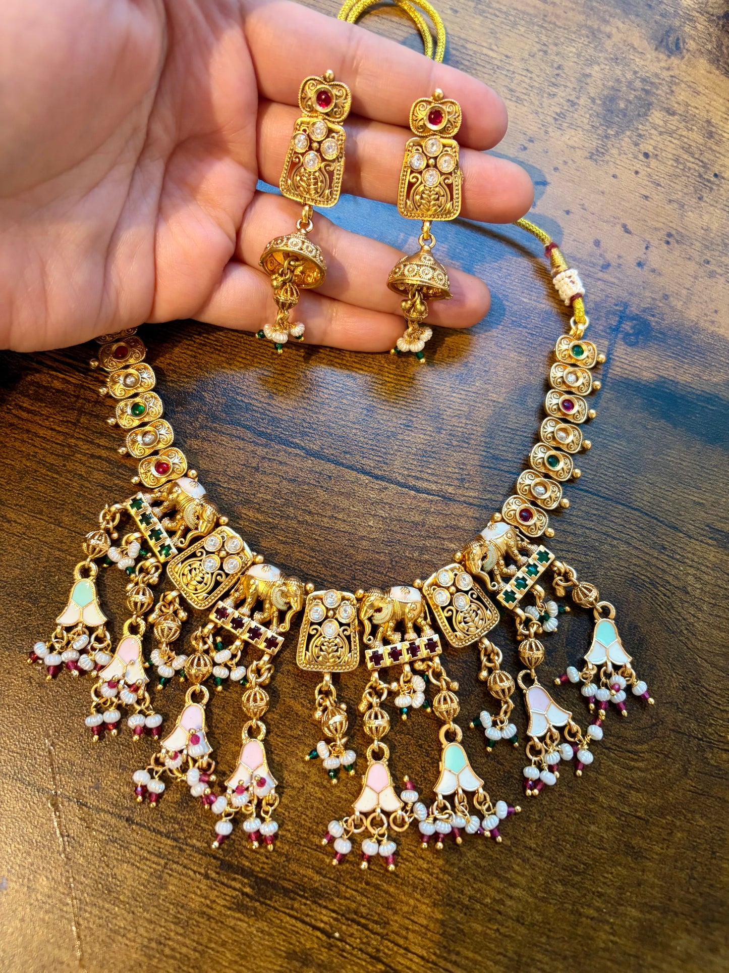 HERITAGE SET