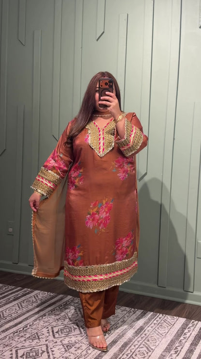 Shimmer Silk Floral Gotta Three Piece