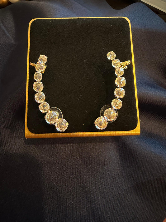 SOLITAIRE EARRCUFFS
