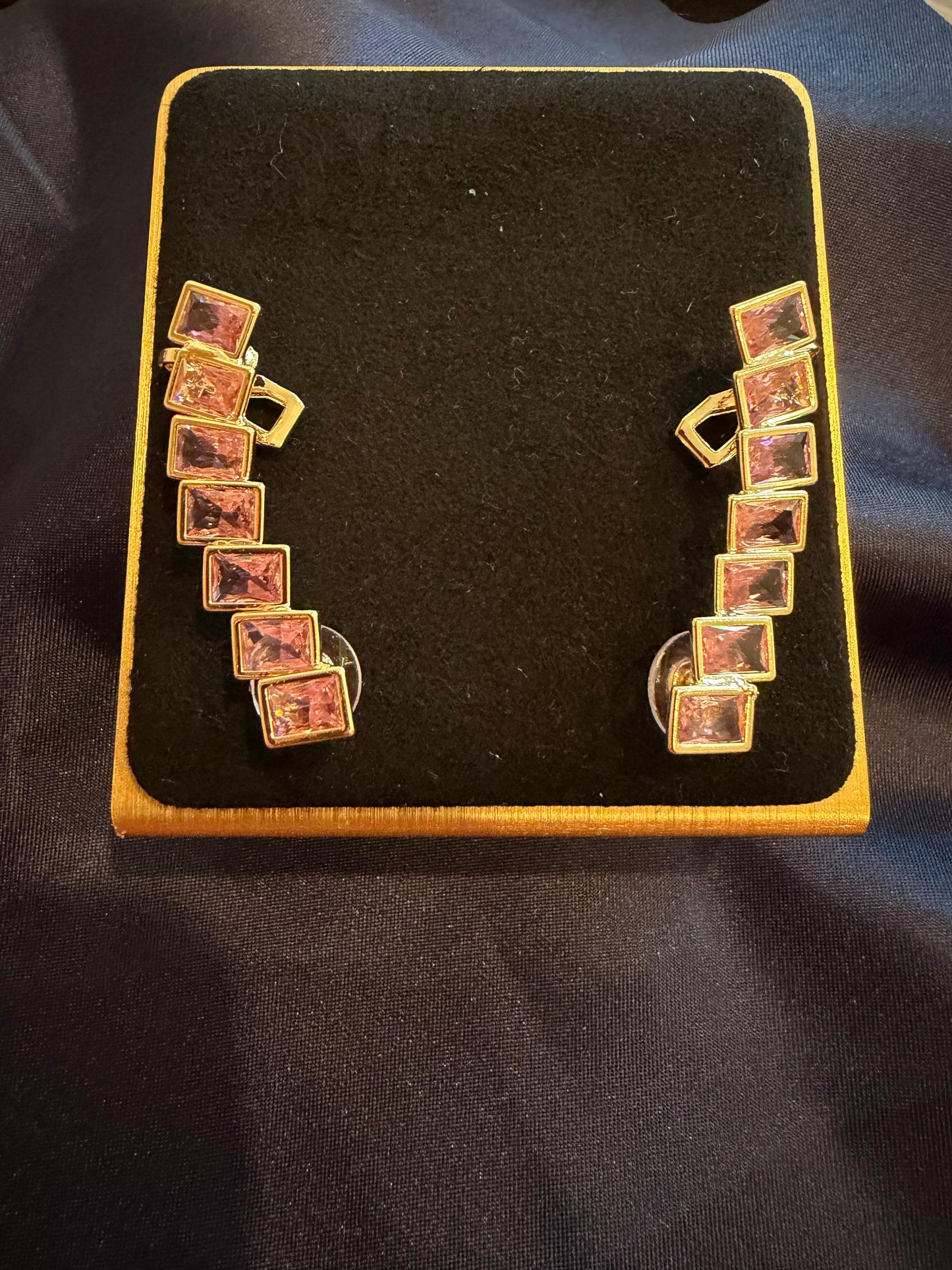 SOLITAIRE EARRCUFFS