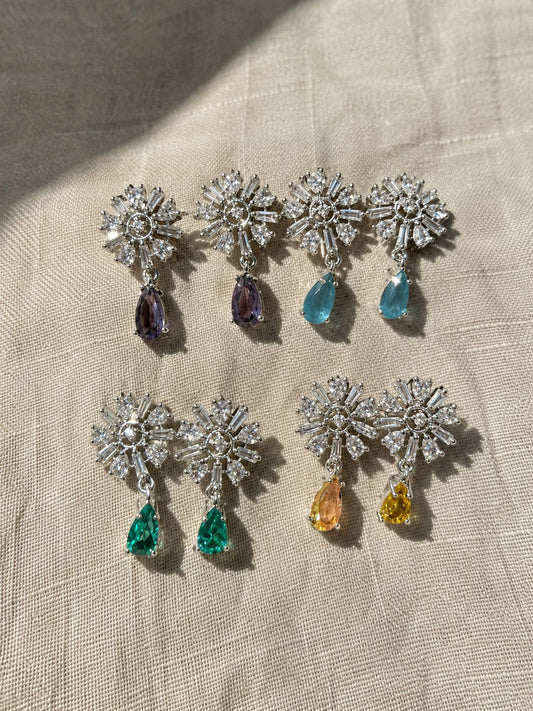 AD STUDS WITH DANGLE